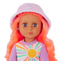 Close up of Sian from Glitter Girls wearing Bucket Hat